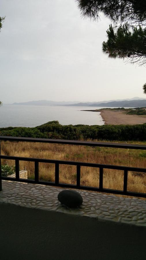 Villa Tzanetos Seaside à Kyparissia Extérieur photo